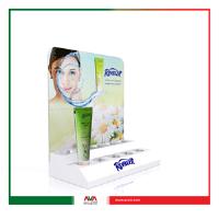 استند-کرم-آرایشی-DS40
